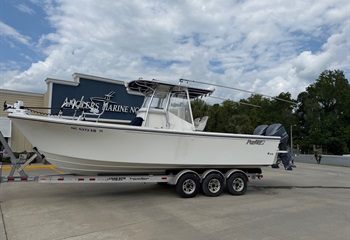 2015 Parker 2801 Boat